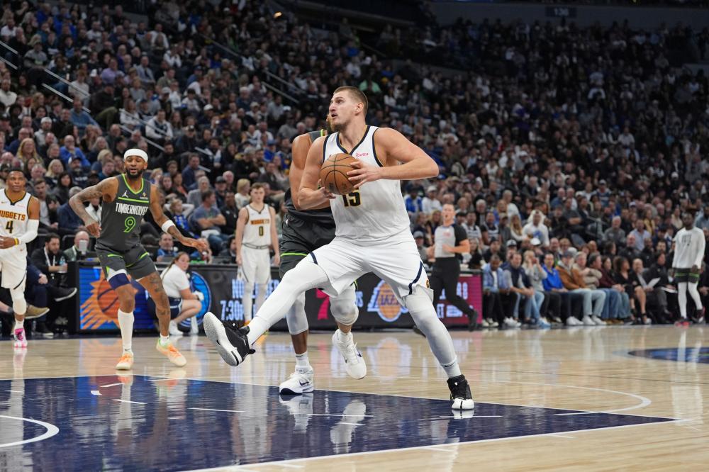 他计划在本 他计划在本