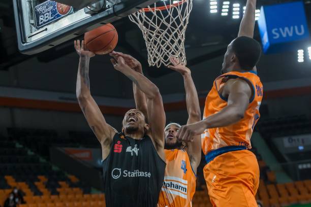 回合都伴随 回合都伴随