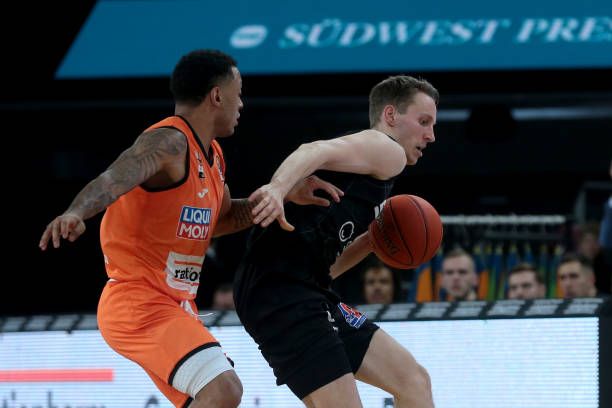 特纳：我在成长过程中很喜欢诺维茨基 若不打球可能成为心理学家