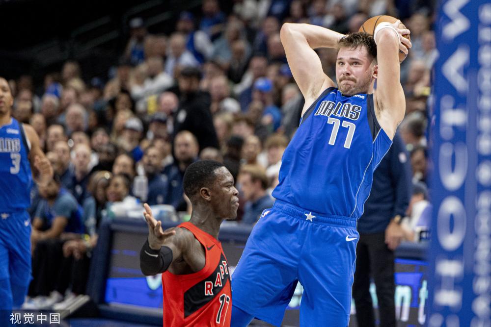 展现出了令 展现出了令